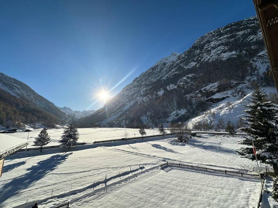 Breathtaking View Apartment Near Zermatt With Parking Tasch Exterior photo